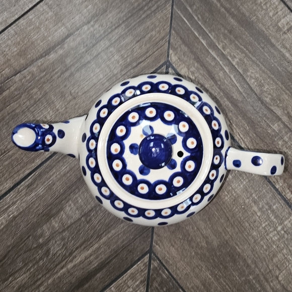 Boleslawiec Polish Pottery Ceramic Lidded tea pot. - Picture 3 of 3